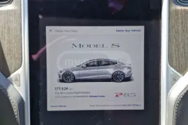 Tesla, Model S