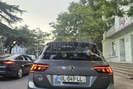 Volkswagen, Tiguan