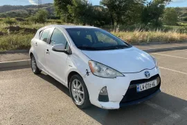 Toyota, Prius C