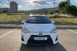 Toyota, Prius C