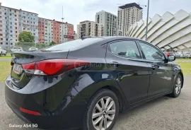 Hyundai, Elantra