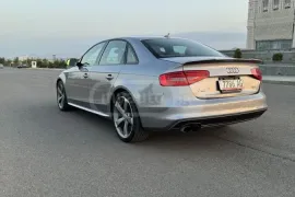 Audi, A series, A4