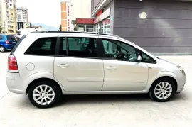 Opel, Zafira