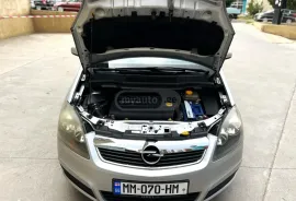 Opel, Zafira