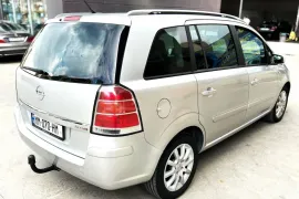 Opel, Zafira