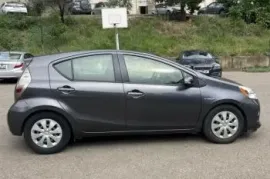 Toyota, Prius C