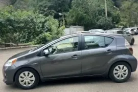 Toyota, Prius C