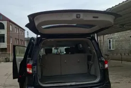 Nissan, Quest