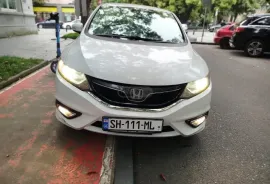 Honda, Jade