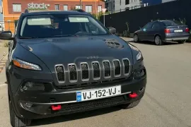 Jeep, Cherokee