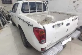 Mitsubishi, L200
