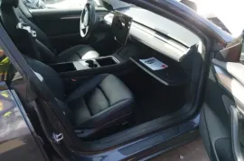 Tesla, Model 3