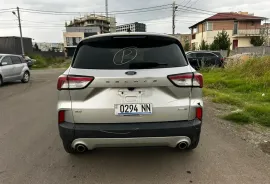Ford, Escape