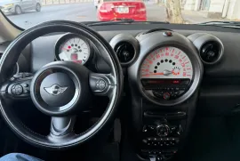 MINI, COUNTRYMAN