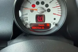 MINI, COUNTRYMAN