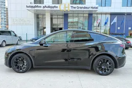 Tesla, Model Y