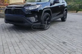 Toyota, RAV4