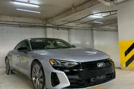 Audi, E-TRON