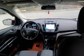 Ford, Escape