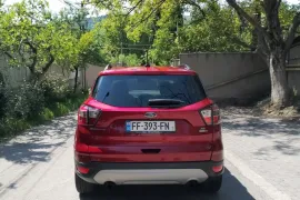 Ford, Escape