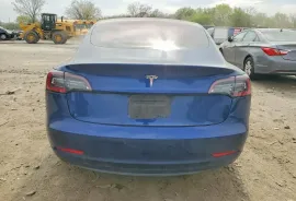 Tesla, Model 3