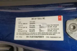 Tesla, Model 3