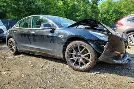 Tesla, Model 3