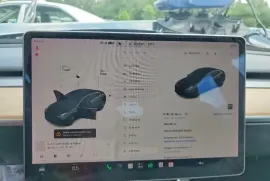 Tesla, Model 3