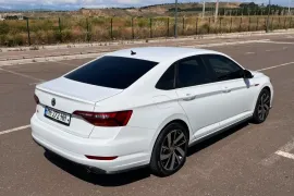Volkswagen, Jetta