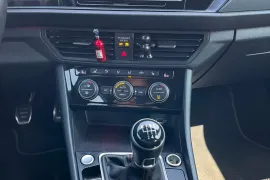 Volkswagen, Jetta