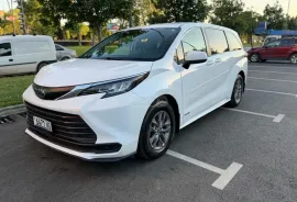 Toyota, Sienna