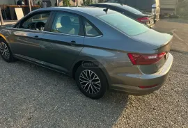 Volkswagen, Jetta