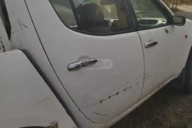Mitsubishi, L200