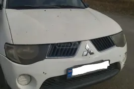 Mitsubishi, L200