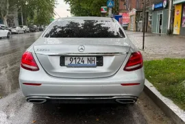 Mercedes-Benz, E CLASS, E 220