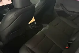 Tesla, Model 3