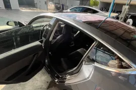 Tesla, Model 3
