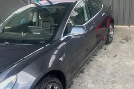 Tesla, Model 3