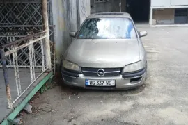 Opel, Omega