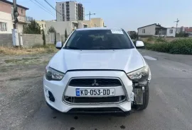 Mitsubishi, Outlander Sport