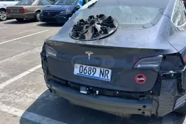 Tesla, Model 3