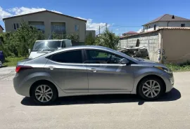 Hyundai, Elantra
