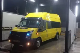 ქირავდება 17 კაციანი Ford Transit