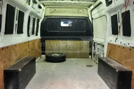 ქირავდება სატვირთო მიკროავტობუსი