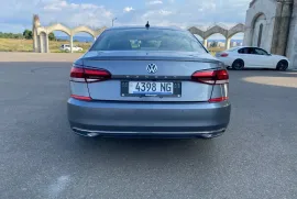 Volkswagen, Passat