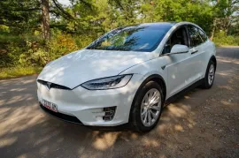 Tesla, Model X