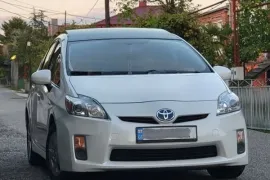 Toyota, Prius