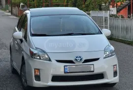 Toyota, Prius