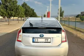 Toyota, Prius