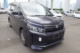 Toyota, Voxy